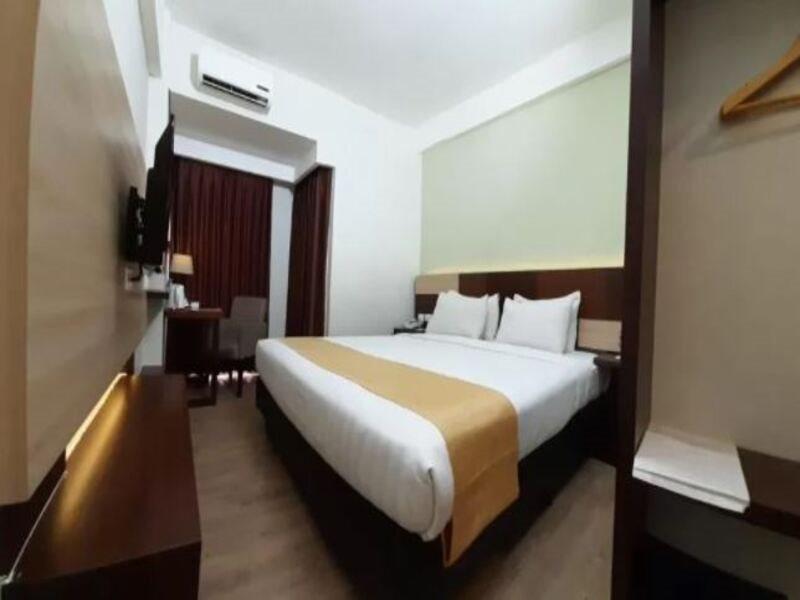 Hotel Gunawangsa Merr Surabaya Buitenkant foto