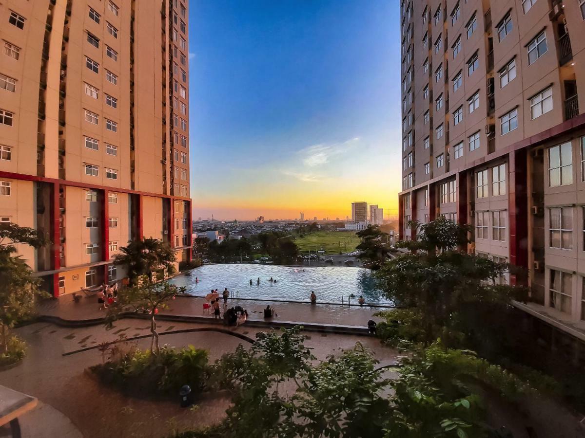 Hotel Gunawangsa Merr Surabaya Buitenkant foto